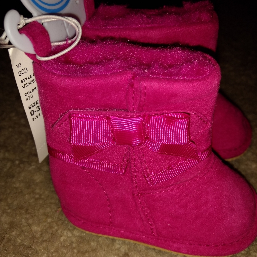 Place Baby Shoes